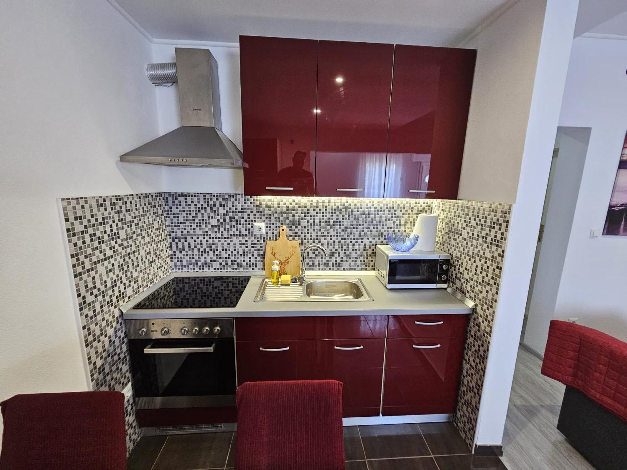 Modern Apartment Nikola In A Quiet Area Kastel Stari Ngoại thất bức ảnh