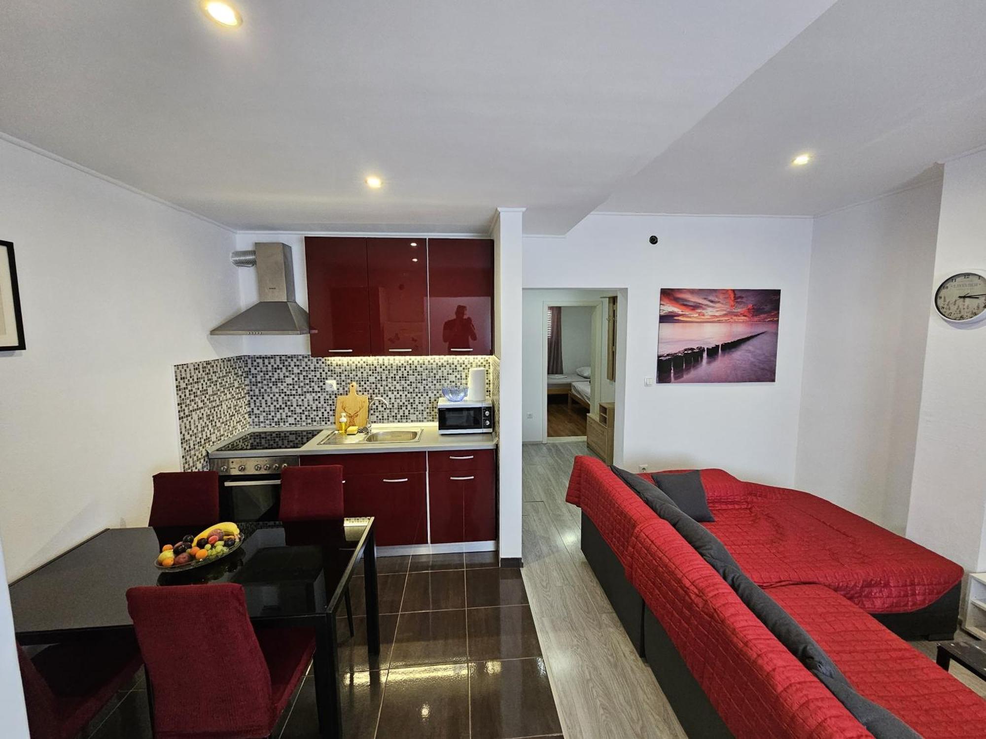 Modern Apartment Nikola In A Quiet Area Kastel Stari Ngoại thất bức ảnh